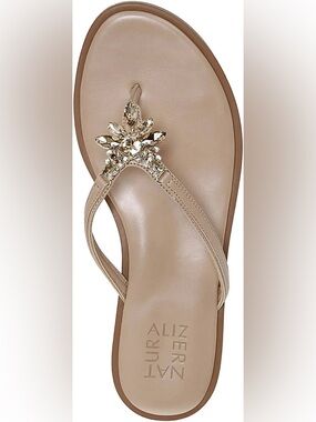 Naturalizer Nude/Taupe 9.5 m Jeweled Thong Sandals